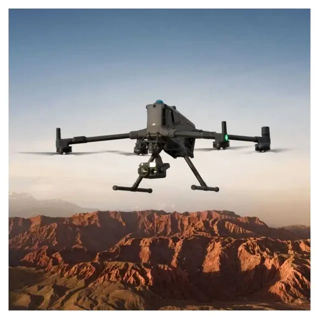 Квадрокоптер DJI Matrice 400 Квадрокоптер DJI Matrice 400
