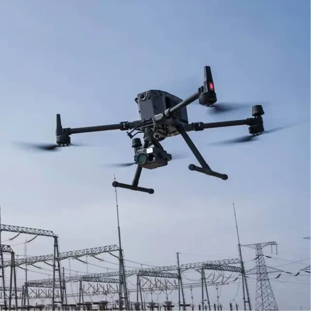 Квадрокоптер DJI Matrice 350 RTK Combo Квадрокоптер DJI Matrice 350 RTK Combo