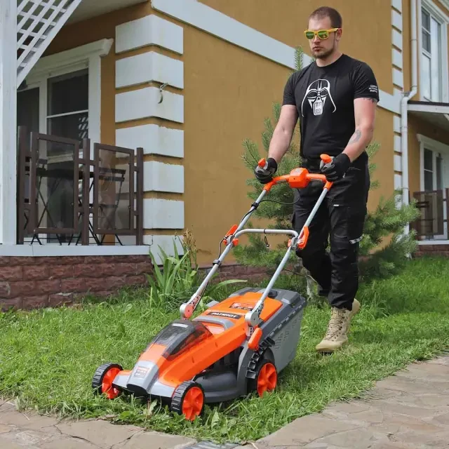 Аккумуляторная газонокосилка Patriot CM 435XL Аккумуляторная газонокосилка Patriot CM 435XL