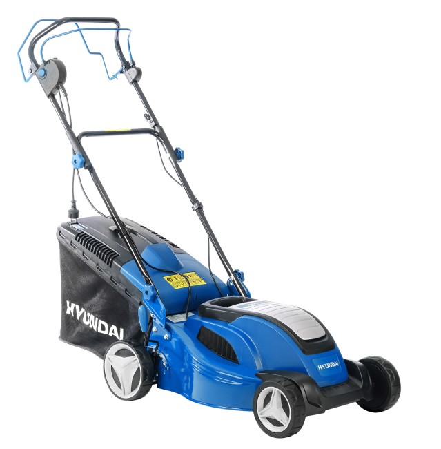 Самоходная электрическая  газонокосилка Hyundai LE 4600S Drive Самоходная электрическая  газонокосилка Hyundai LE 4600S Drive