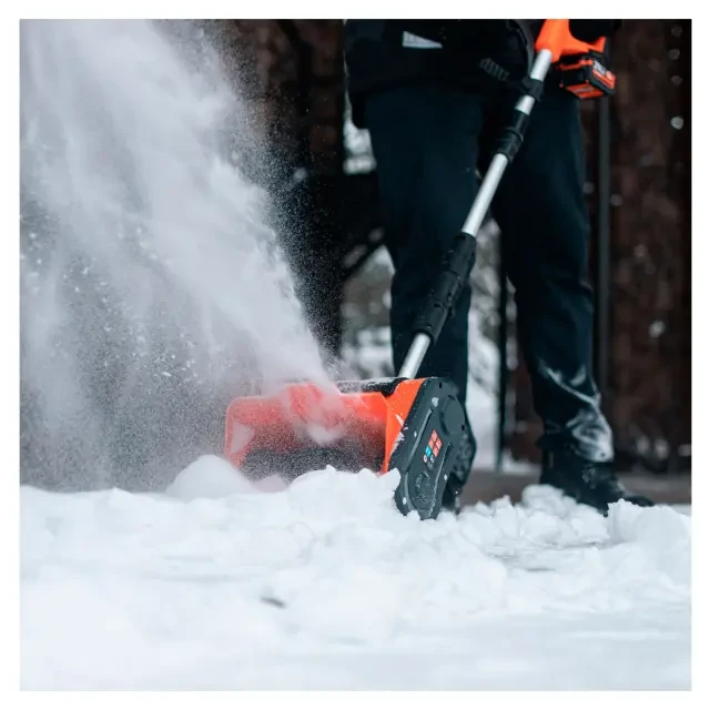 Снегоуборщик аккумуляторный ручной Patriot PE 1002 UES с АКБ 2 Ач + ЗУ 2А