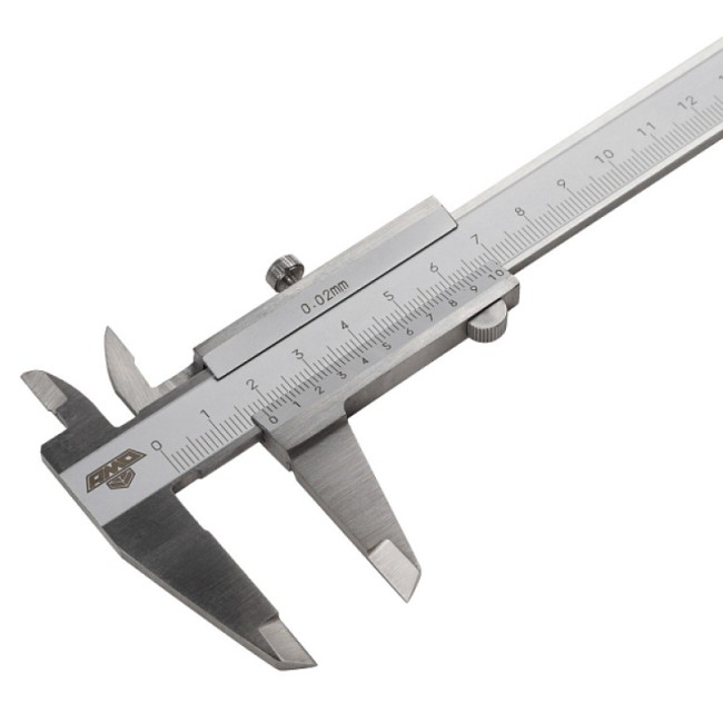 Механический штангенциркуль AMO SLM-150 с калибровкой Механический штангенциркуль AMO SLM-150 с калибровкой